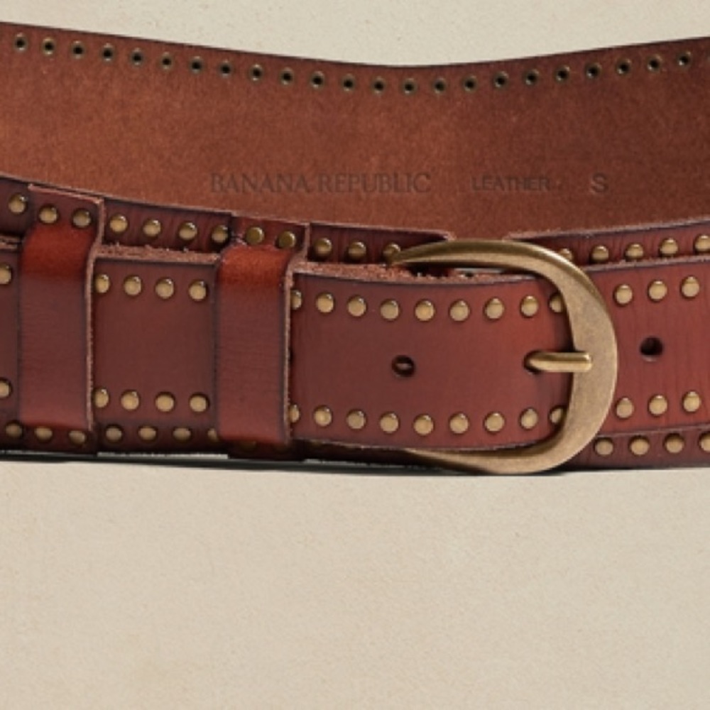 NWT BANANA REPUBLIC VALLE STUDDED LEATHER BELT IN COGNAC - Picture 5 of 6
